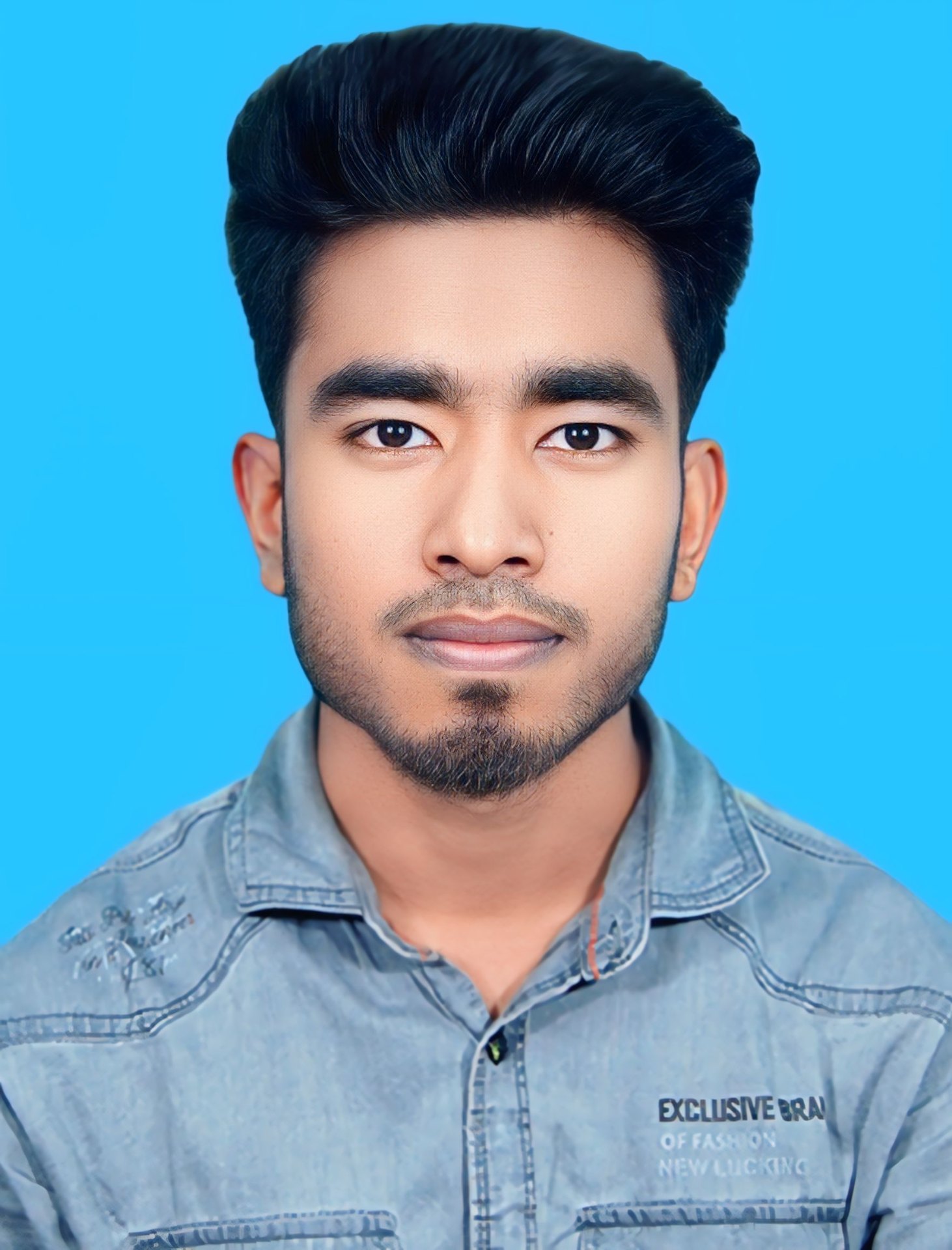 SK Munna — CEO & Owner of Pixi Retouch